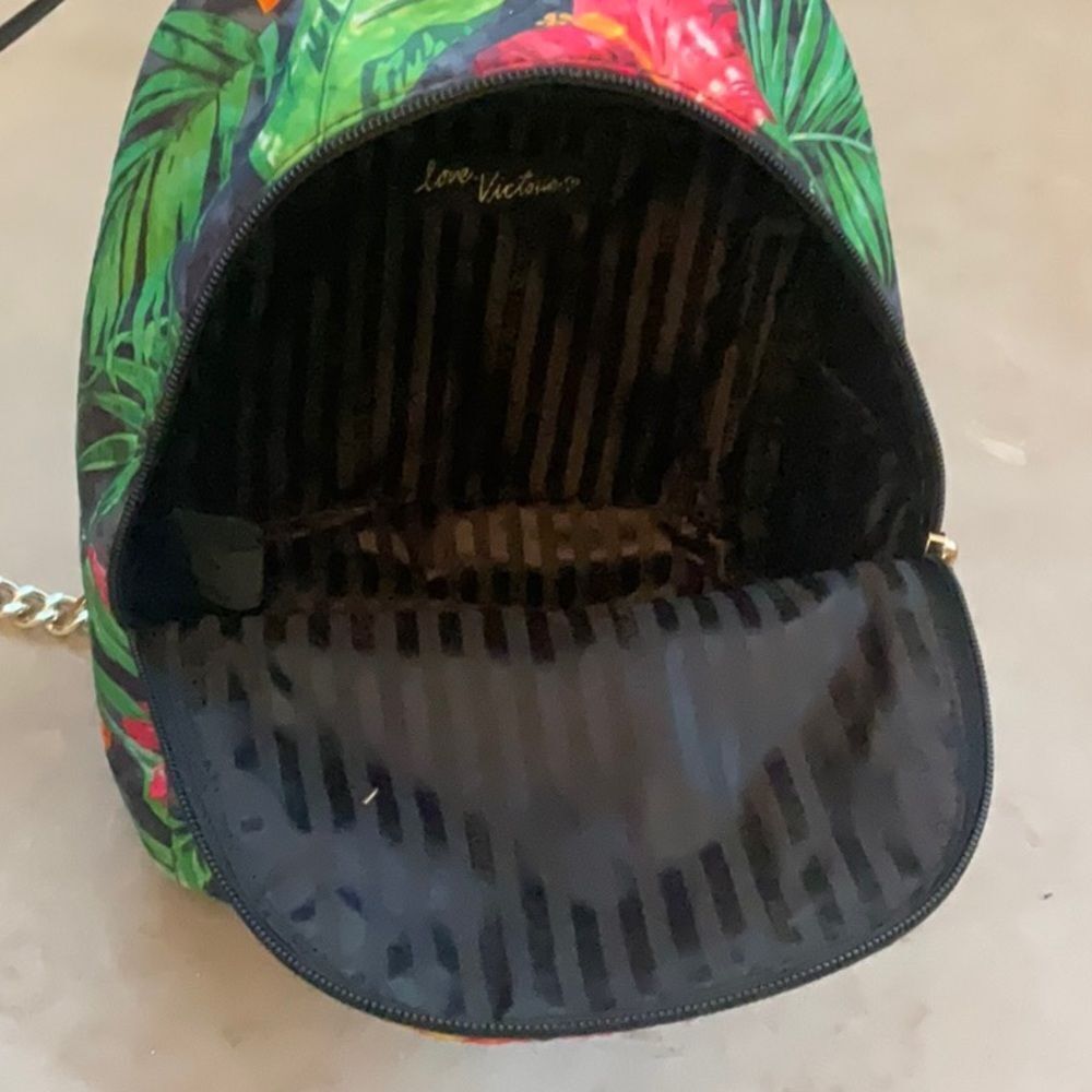 *Love* Victoria Secret Tropical Floral Mini Backpack Chic Striped Lining EUC - Picture 3 of 10